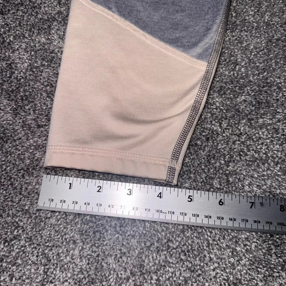 Old Navy Active High Waist Leggings - Charcoal Grey, Heather Grey & Peach - M